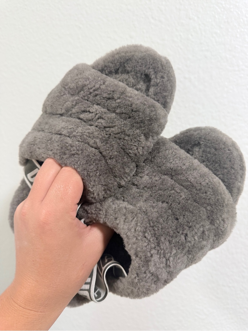Ugg slippers grey